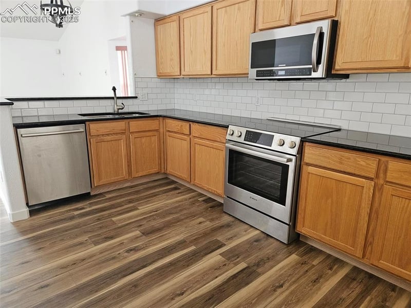 5924 Sonesta Dr, Colorado Springs, CO 80923