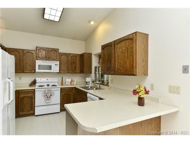 5925 Topview Ct, Colorado Springs, CO 80918