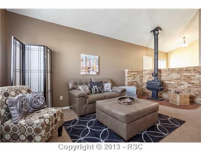 5930 Northwind Dr, Colorado Springs, CO 80918