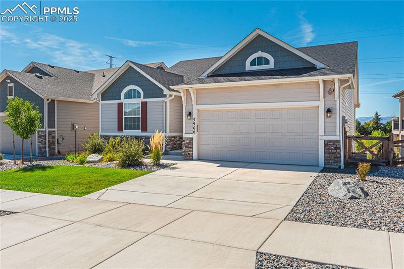 5960 Bennach Grv, Colorado Springs, CO 80927