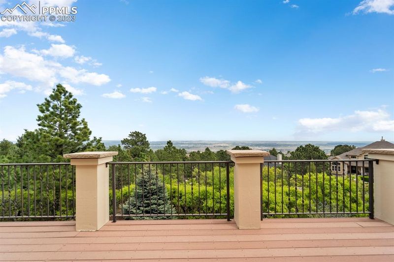 5975 Gladstone St, Colorado Springs, CO 80906