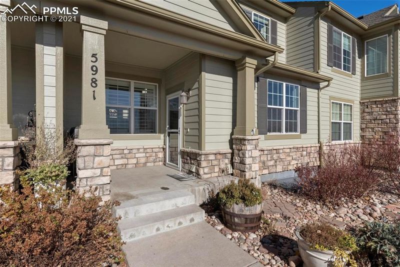 5981 S Wright Ct, Littleton, CO 80127