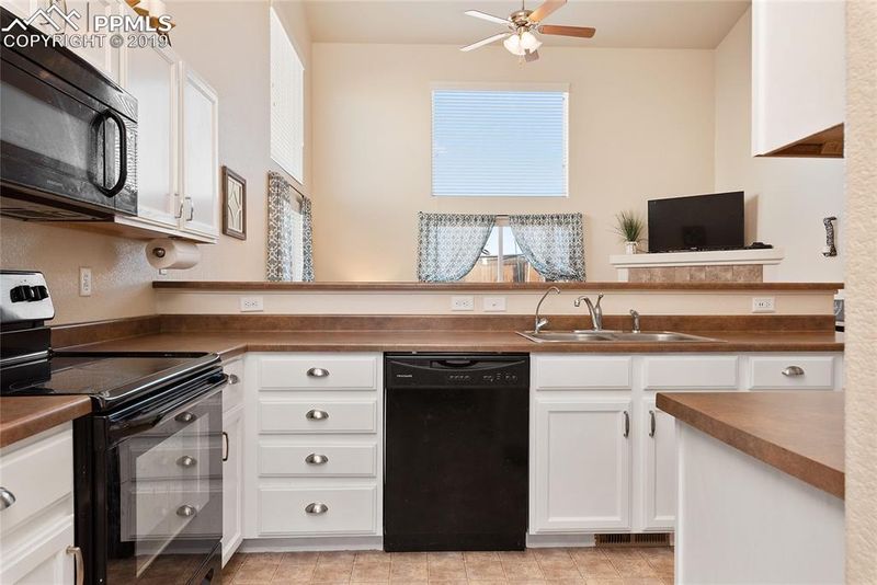 5988 Dancing Sun Way, Colorado Springs, CO 80911