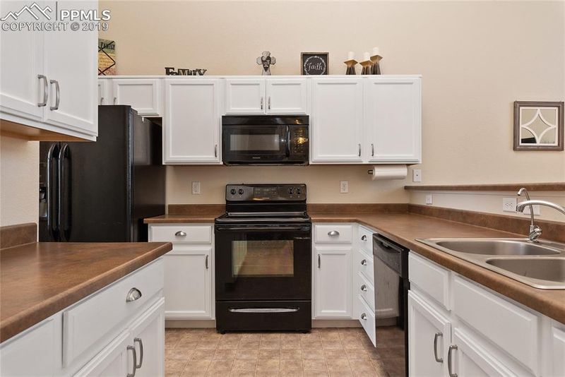 5988 Dancing Sun Way, Colorado Springs, CO 80911