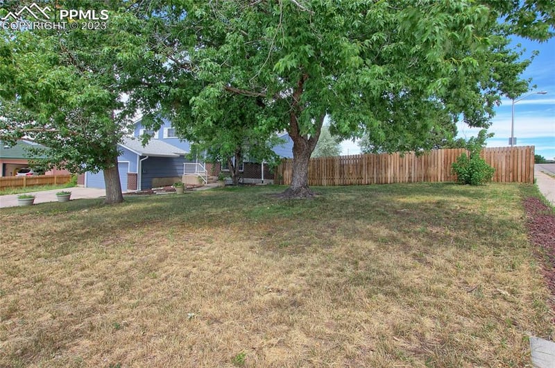 5992 Del Rey Dr, Colorado Springs, CO 80918