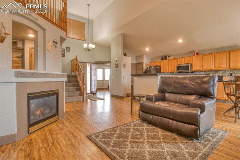 5993 Grover Dr, Colorado Springs, CO 80923