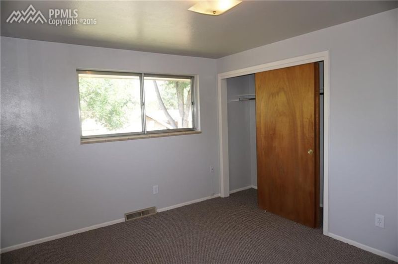 6 N Chelton Rd, Colorado Springs, CO 80909