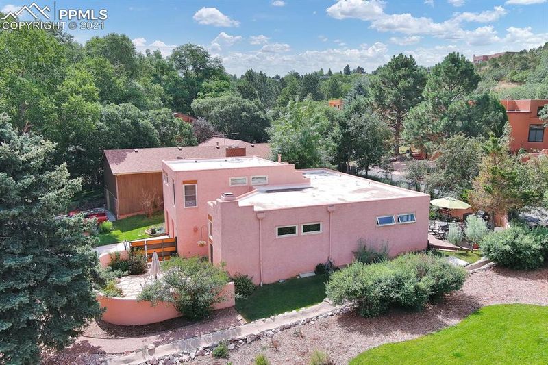 6 Sandra Ln, Manitou Springs, CO 80829