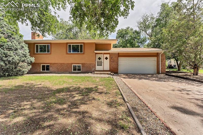 60 N Albion St, Colorado Springs, CO 80911