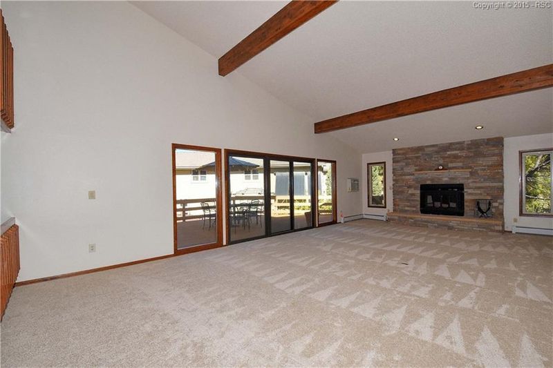60 Childe Dr, Colorado Springs, CO 80906