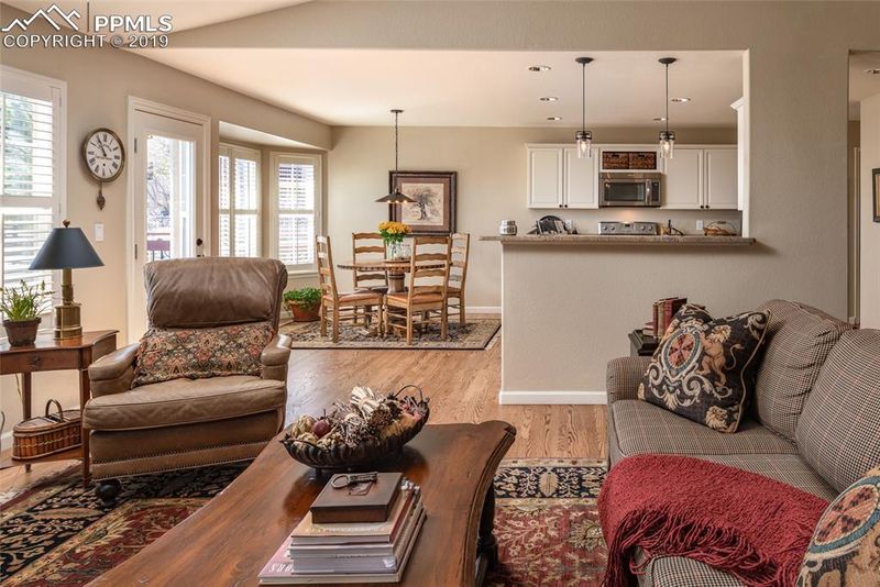 60 Langley Pl, Colorado Springs, CO 80906