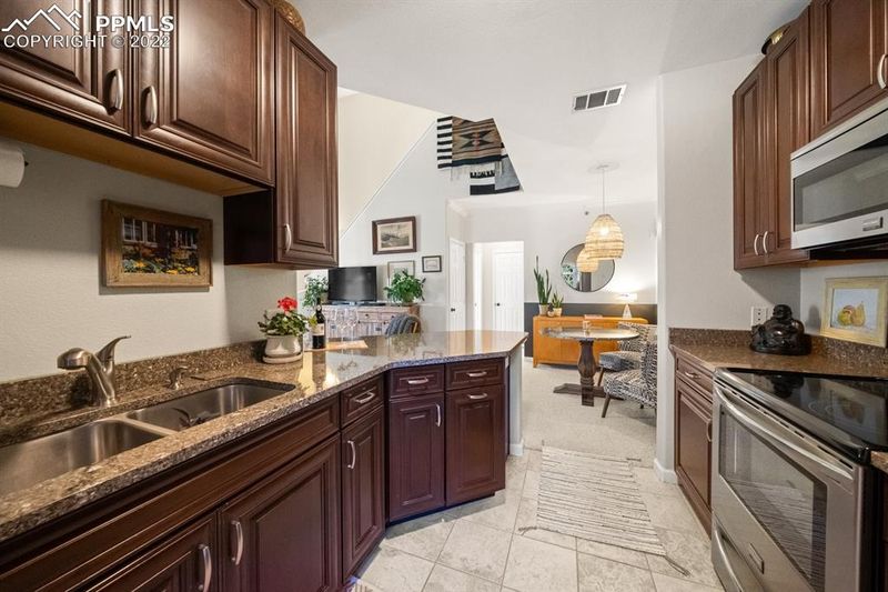 6001 W Castlegate Dr #A-28, Castle Rock, CO 80108