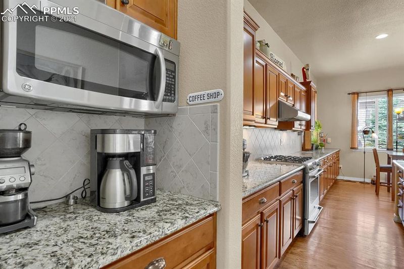 6004 Harney Dr, Colorado Springs, CO 80924