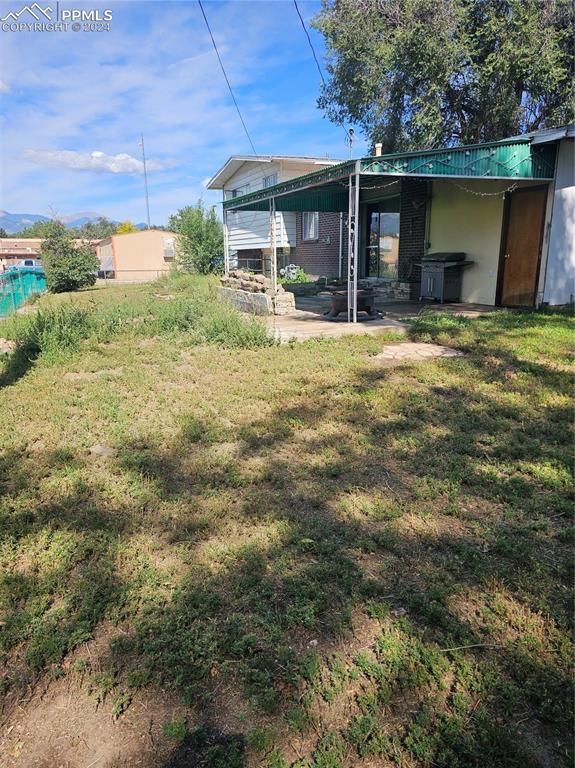 601 Dean Dr, Colorado Springs, CO 80911