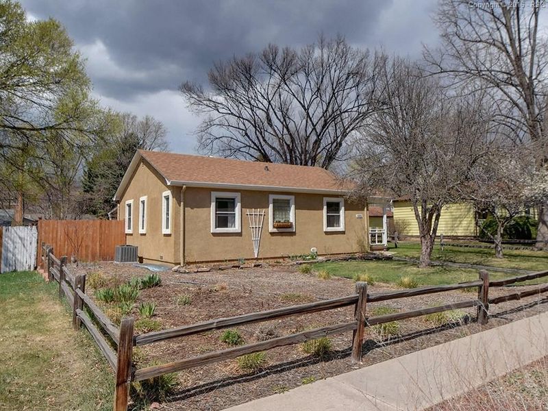 602 N 31st St, Colorado Springs, CO 80904
