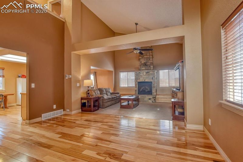 6020 Hearth Ct, Colorado Springs, CO 80922