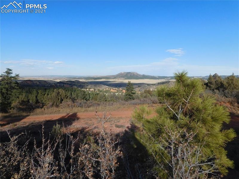 6024 Cheyenne Dr, Larkspur, CO 80118