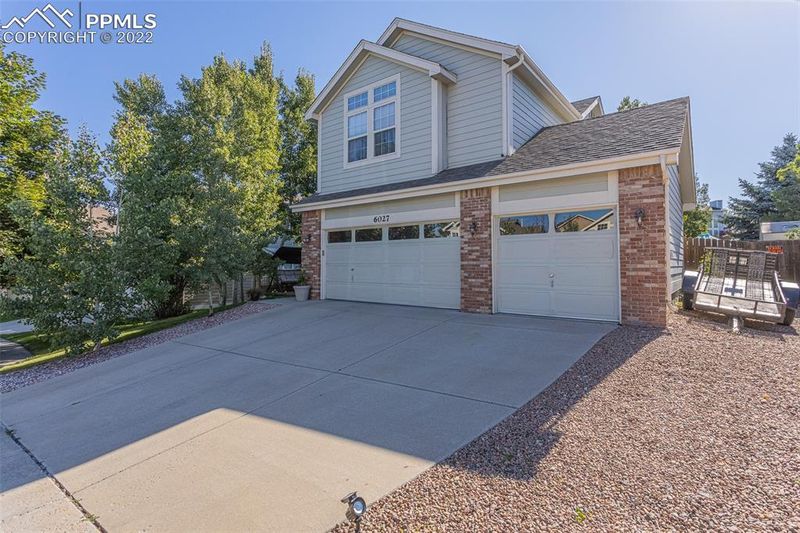 6027 Mapleton Dr, Colorado Springs, CO 80918