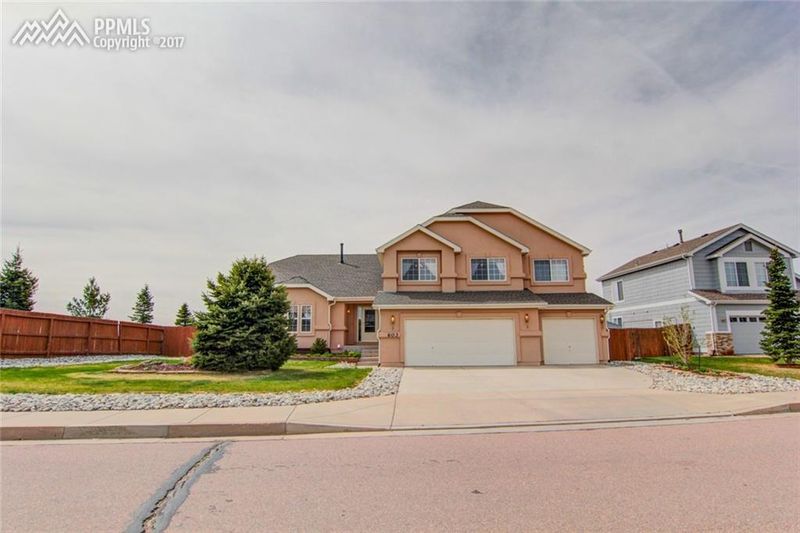 603 Fox Run Cir, Colorado Springs, CO 80921