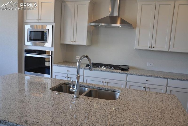 6034 Brennan Ave, Colorado Springs, CO 80923