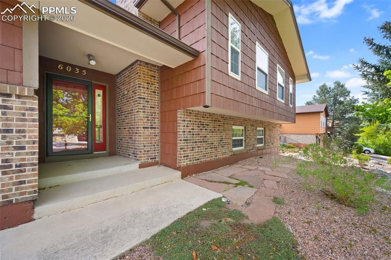 6035 Eagles Nest Ct, Colorado Springs, CO 80918