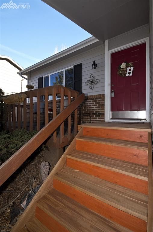 6035 Pemberton Way, Colorado Springs, CO 80919