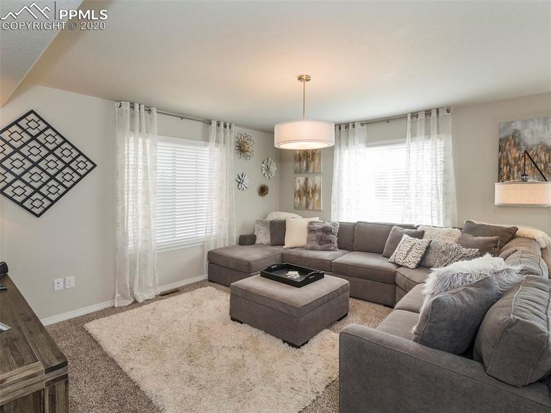 6039 Jorie Rd, Colorado Springs, CO 80927