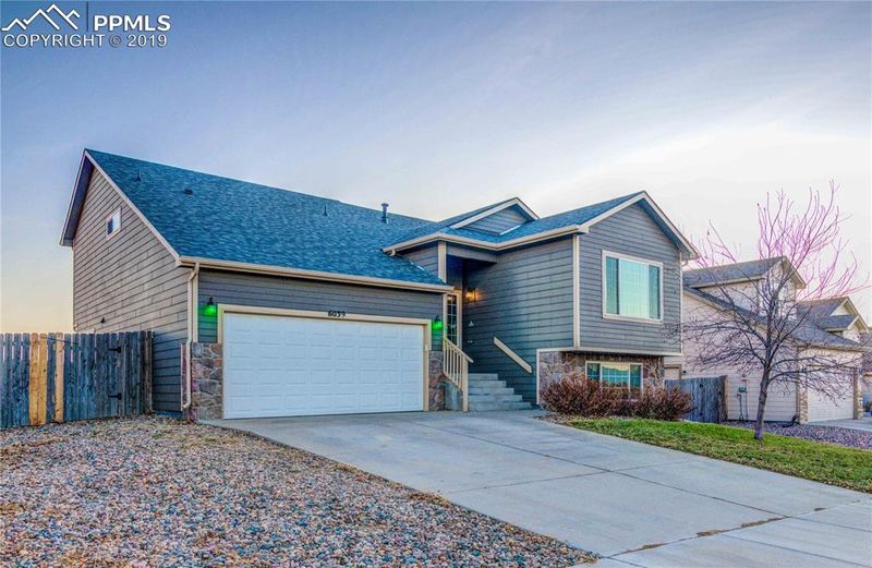 6039 Passing Sky Dr, Colorado Springs, CO 80911