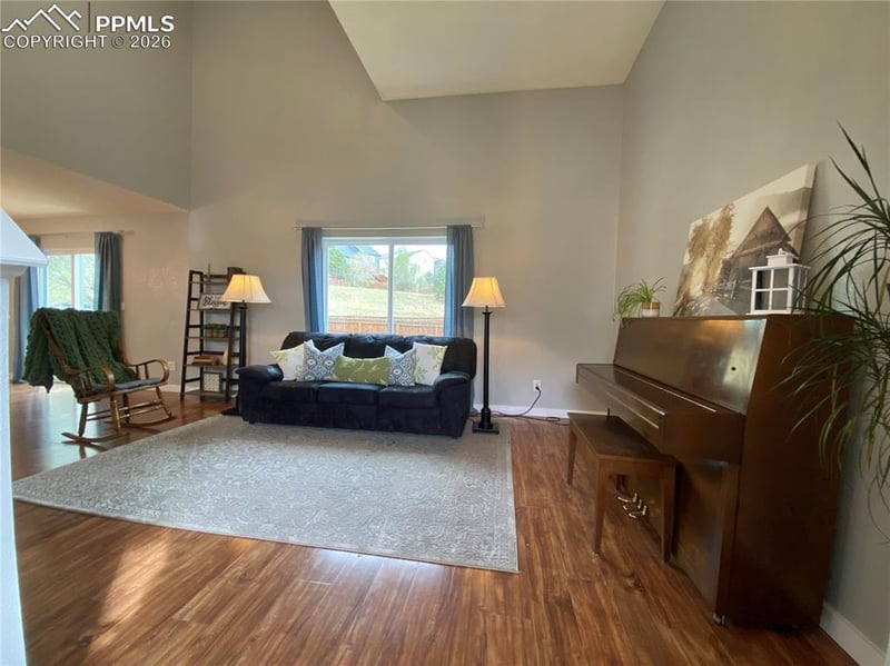 6040 Hombre Ct, Colorado Springs, CO 80922