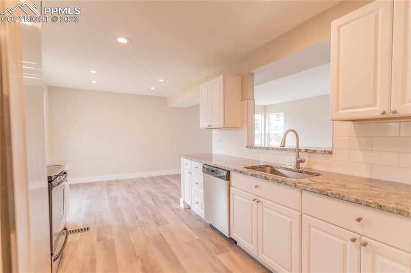 6045 Mach 1 Dr, Colorado Springs, CO 80918