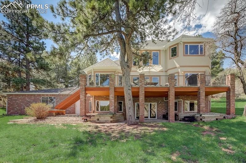 6045 S Pike Dr, Larkspur, CO 80118