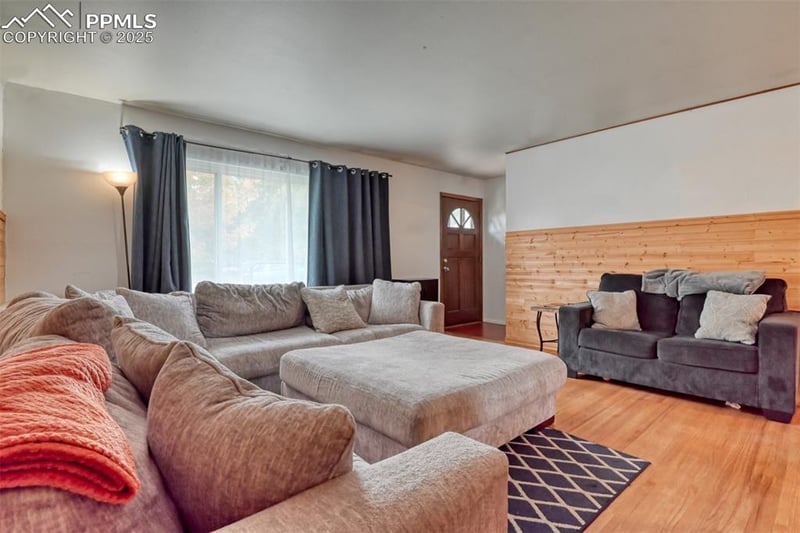 605 Birch Dr, Colorado Springs, CO 80911