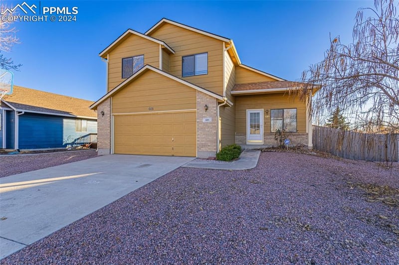 605 Upton Dr, Colorado Springs, CO 80911