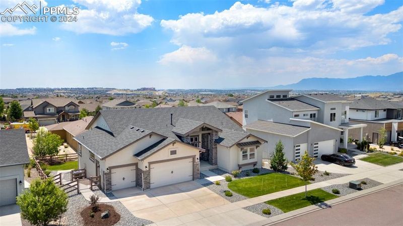 6053 Cubbage Dr, Colorado Springs, CO 80924