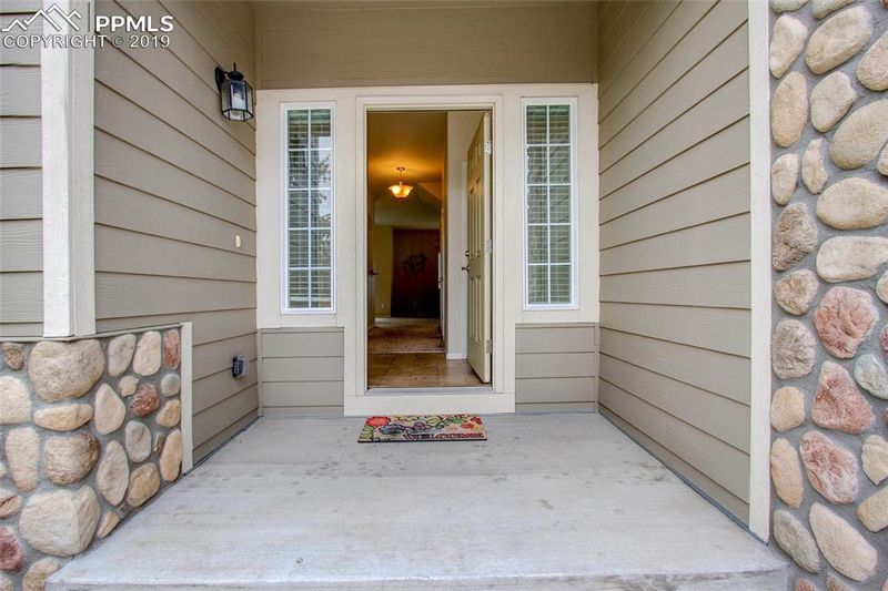 6053 Santo Domingo Rd, Colorado Springs, CO 80911