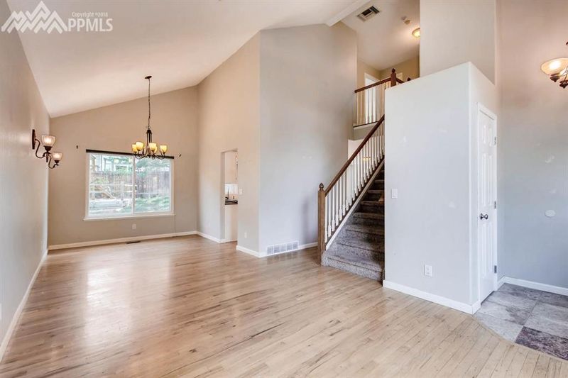 6055 Northwind Dr, Colorado Springs, CO 80918