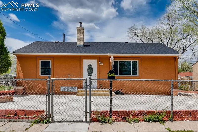 606 E Saint Elmo Ave, Colorado Springs, CO 80905