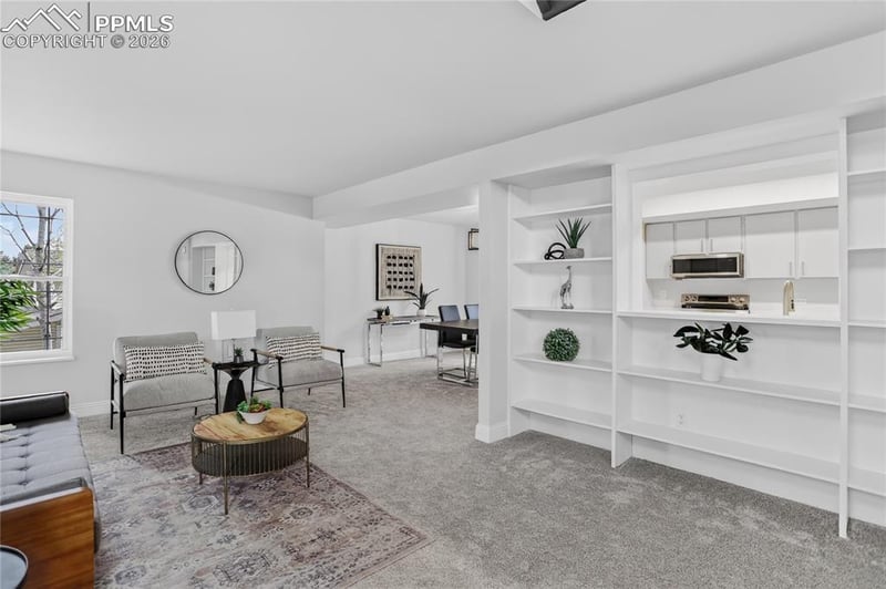 6060 Mach 1 Dr, Colorado Springs, CO 80918