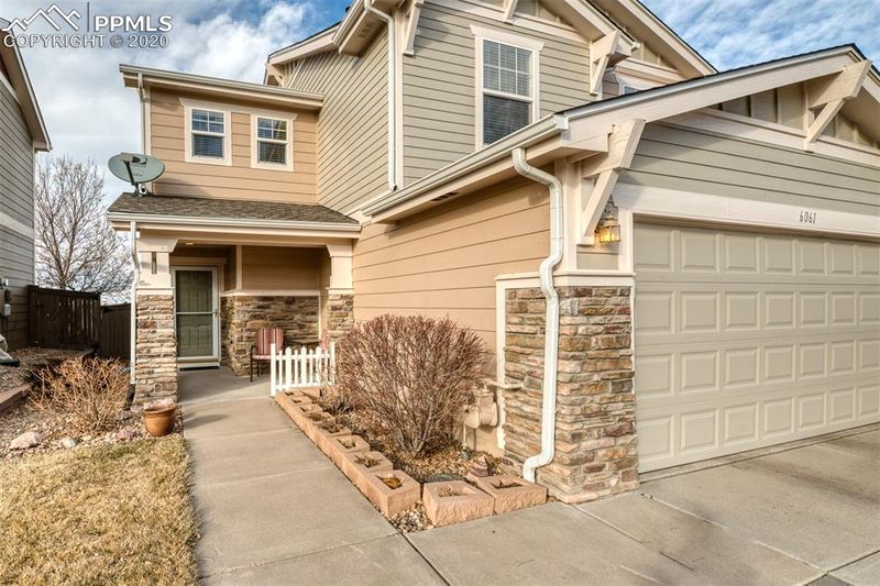6061 Raleigh Cir, Castle Rock, CO 80104
