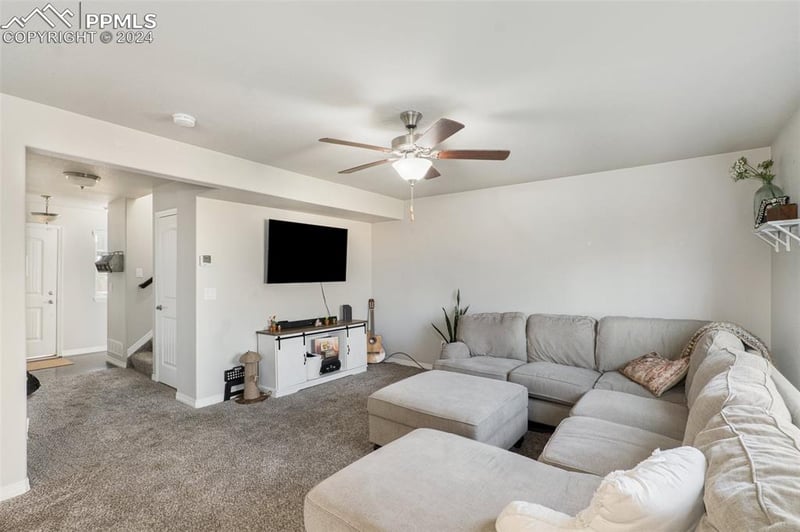 6062 Cider Mill Pl, Colorado Springs, CO 80925