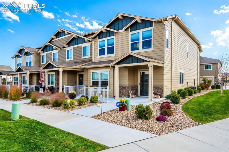 6071 Old Glory Dr, Colorado Springs, CO 80925