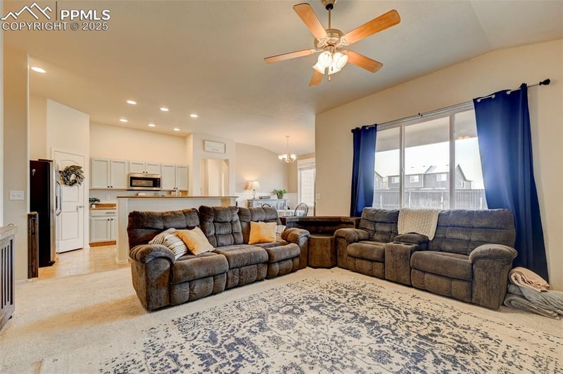 6071 San Mateo Dr, Colorado Springs, CO 80911