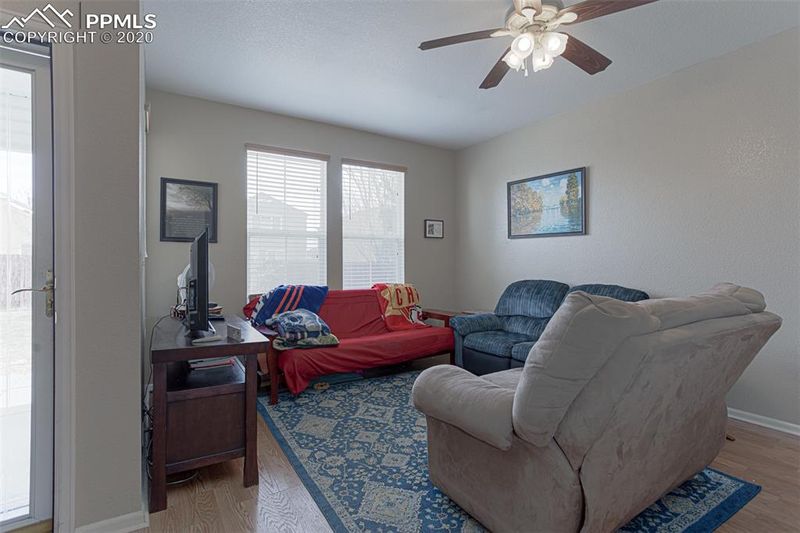 6073 Ensemble Hts, Colorado Springs, CO 80923