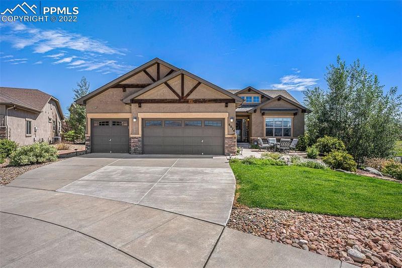 6074 Brave Eagle Dr, Colorado Springs, CO 80924