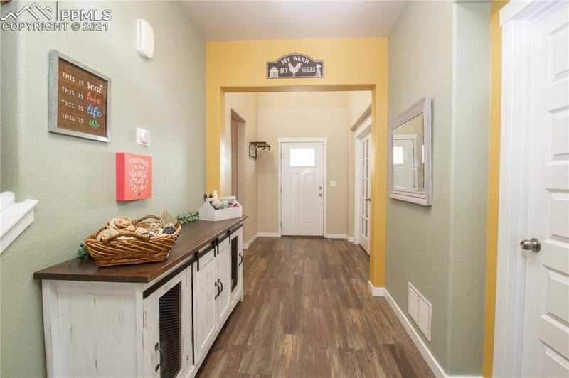 6074 Finglas Dr, Colorado Springs, CO 80923