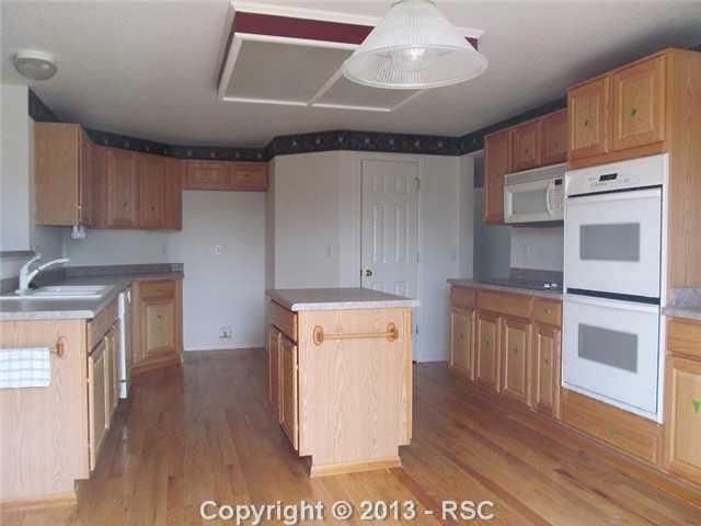 6076 Chivalry Dr, Colorado Springs, CO 80923