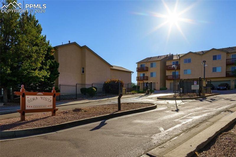 608 Cima Vista Point, Colorado Springs, CO 80916