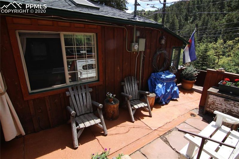 608 Ruxton Ave, Manitou Springs, CO 80829