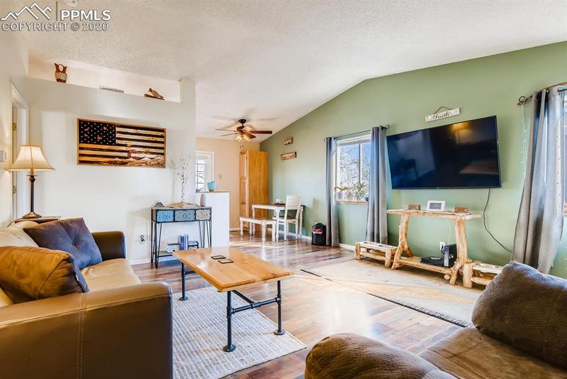 608 Rye Ridge Rd, Fountain, CO 80817