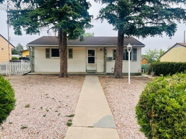 609 Erie Rd, Colorado Springs, CO 80910